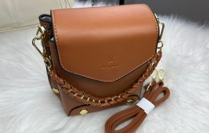 Bolsa marrom