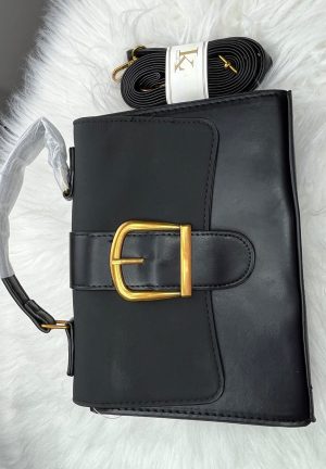 Bolsa Feminina Inspirada em Grife – Elegante e Versátil